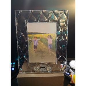 Lenox Harlequin Crystal 5X7 Picture Frame with Stand AND Original Box!